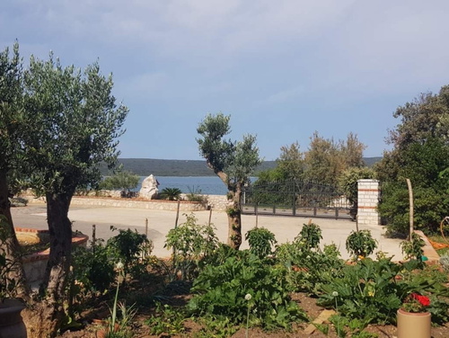 Vila Roselina beachfront&pool&whirpool&petfriendly