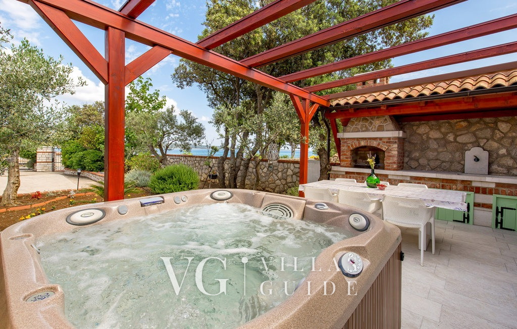 Vila Roselina beachfront&pool&whirpool&petfriendly wellness