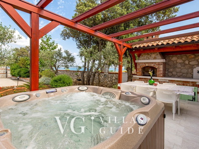 Vila Roselina beachfront&pool&whirpool&petfriendly