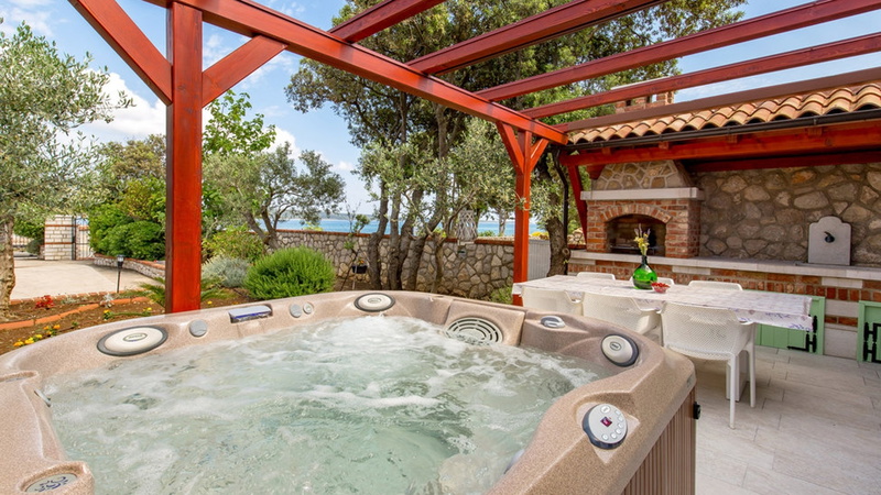 Vila Roselina beachfront&pool&whirpool