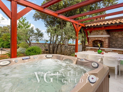 Vila Roselina beachfront&pool&whirpool