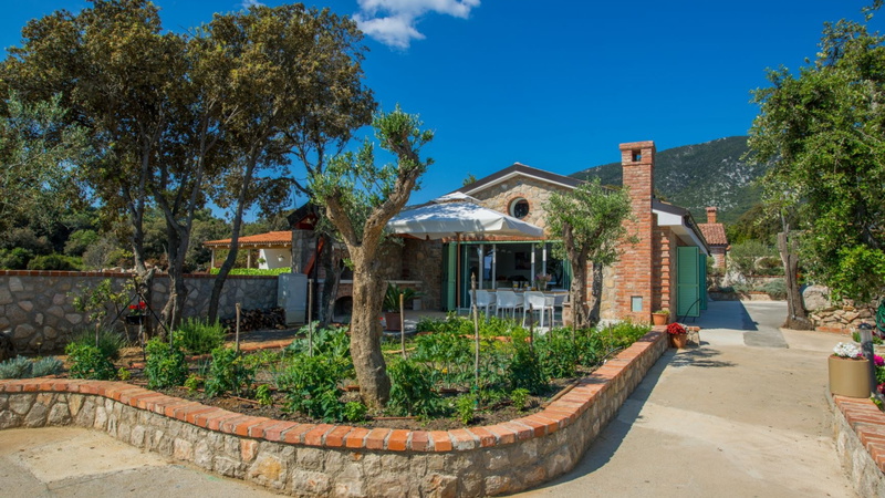 Vila Roselina beachfront&pool&whirpool