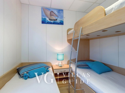 Villa Gabrijela beachfront&pool&whirpool&petfriendly