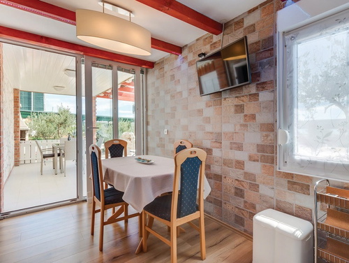 Villa Gabrijela beachfront&pool&whirpool&petfriendly