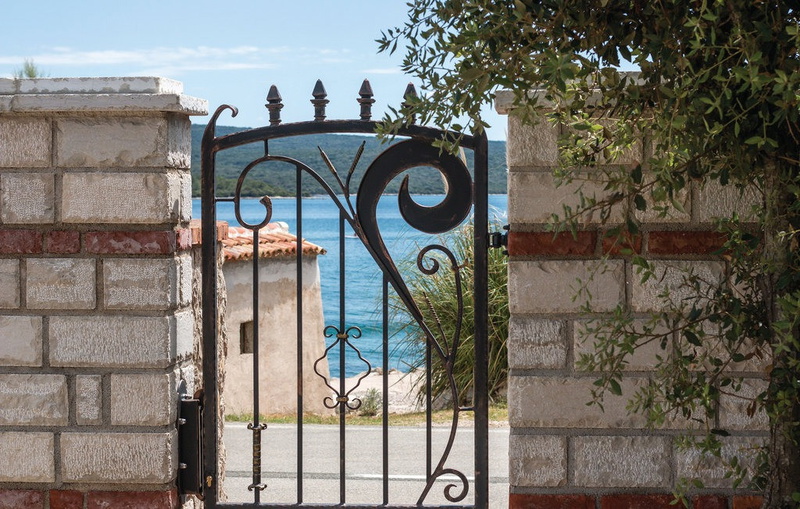 Villa Gabrijela beachfront&pool&whirpool&petfriendly