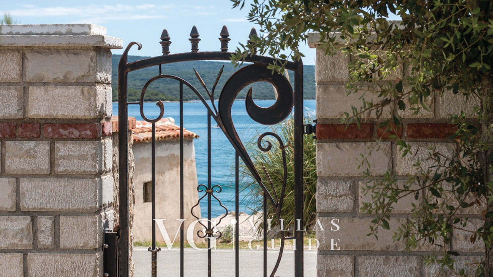 Villa Gabrijela beachfront&pool&whirpool Giardino e esterni della proprietà