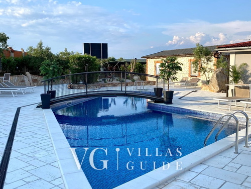 Villa Gabrijela beachfront&pool&whirpool