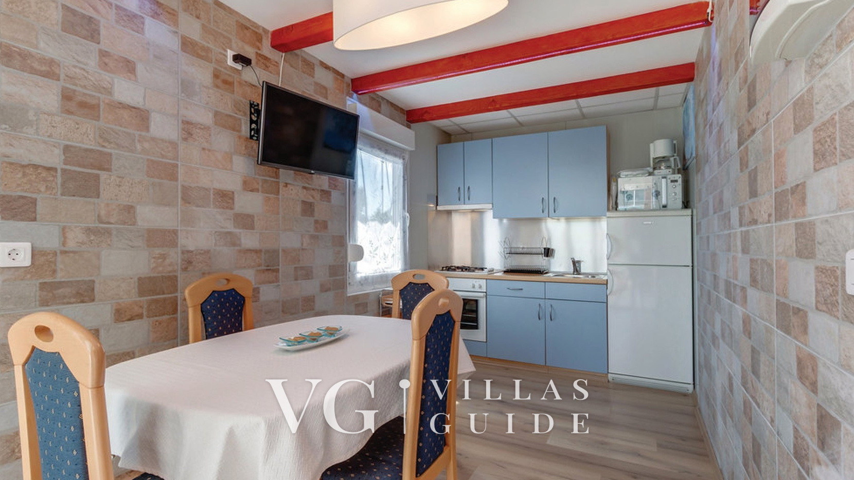 Villa Gabrijela beachfront&pool&whirpool Cucina