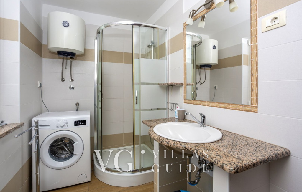 House Hlaj Opatija Kupaonica