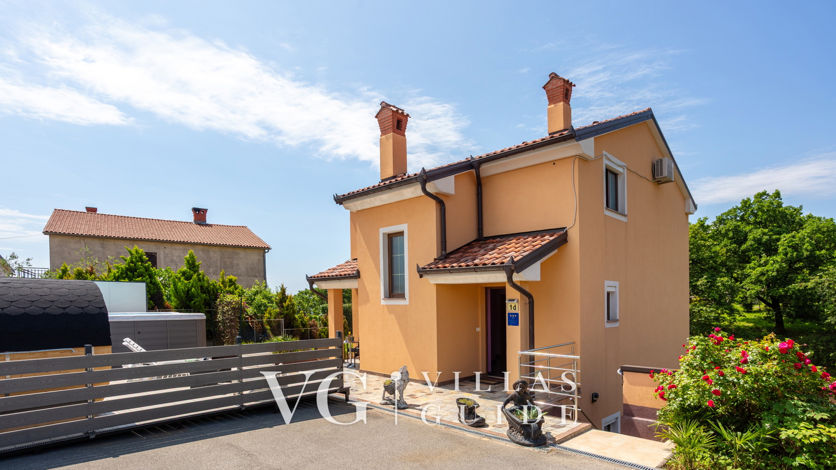 House Luka Garten und Außenbereich