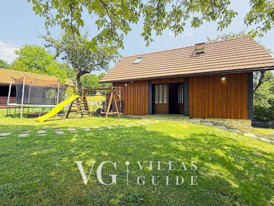 House Toni Garden and property exterior