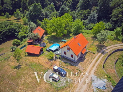 House Toni Garden and property exterior