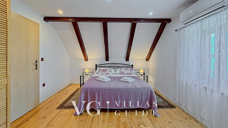 House Toni Schlafzimmer