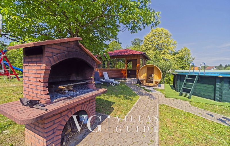 House Kiki Dodatni sadržaji