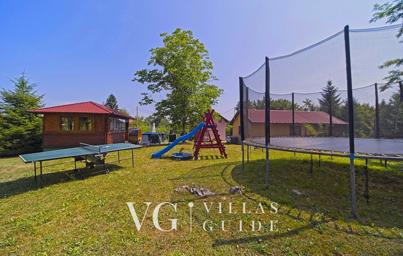 House Kiki Dodatni sadržaji