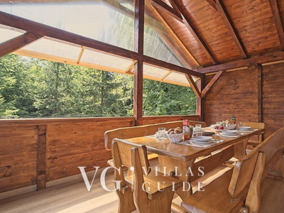 House Kiki Garden and property exterior