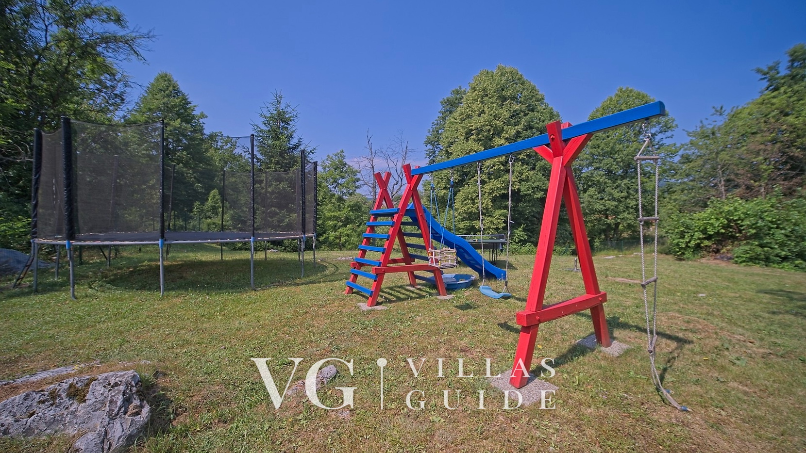 House Kiki Dodatni sadržaji