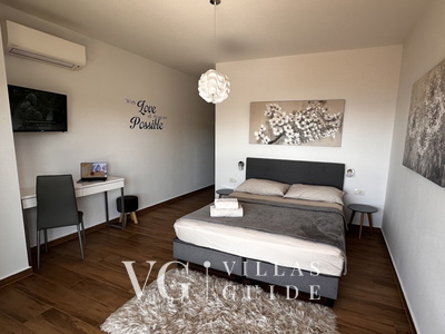 Villa Angello pool&whirpool&pet friendly Camera da letto