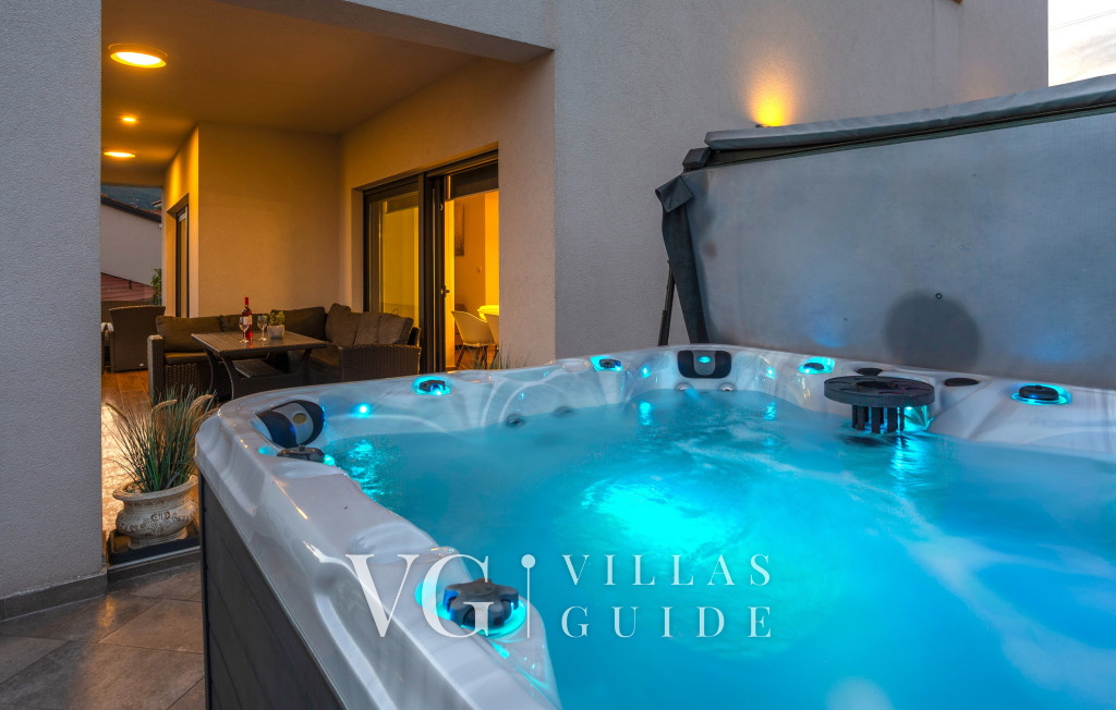 Villa Angello pool&whirpool&pet friendly wellness