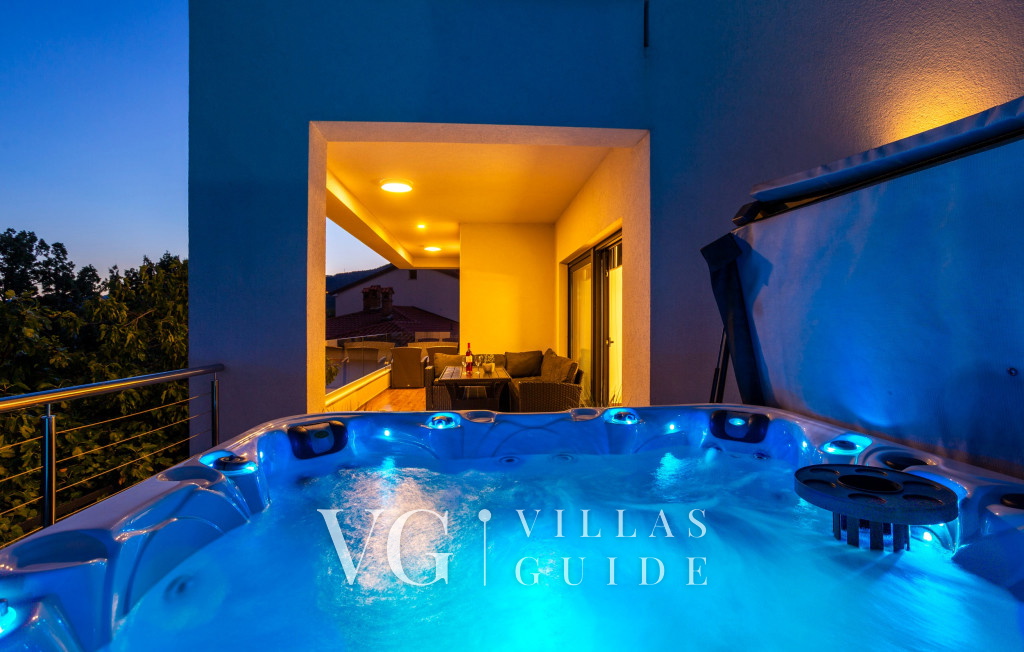 Villa Angello pool&whirpool&pet friendly Piscina