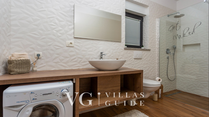 Villa Angello pool&whirpool&pet friendly Badezimmer