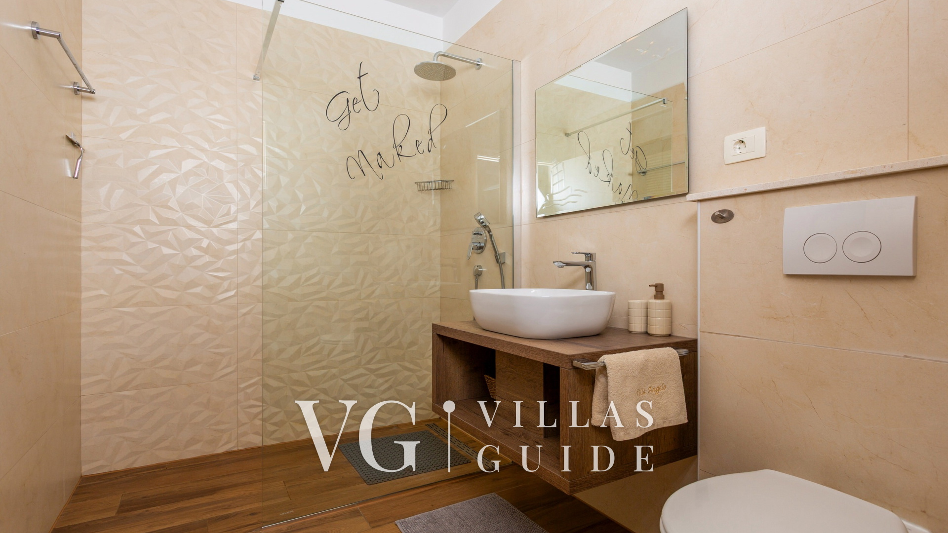 Villa Angello pool&whirpool&pet friendly Kupaonica