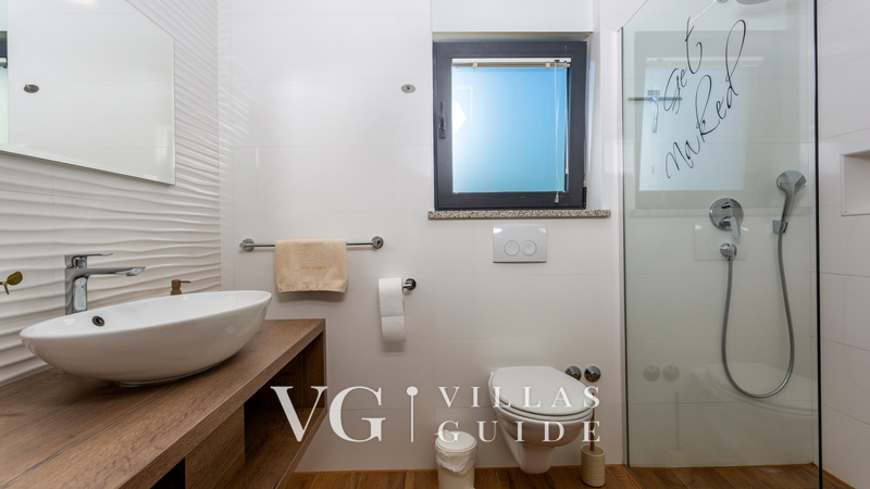 Villa Angello pool&whirpool&pet friendly Bathroom