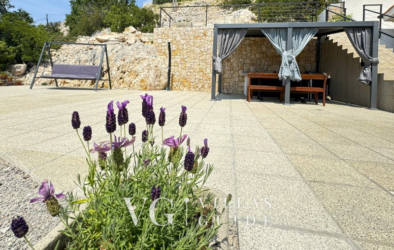 Villa House Vissum with pool&sea view Additional content