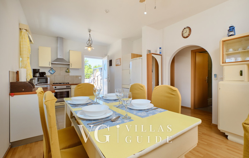 Villa House Vissum with pool&sea view Kitchen