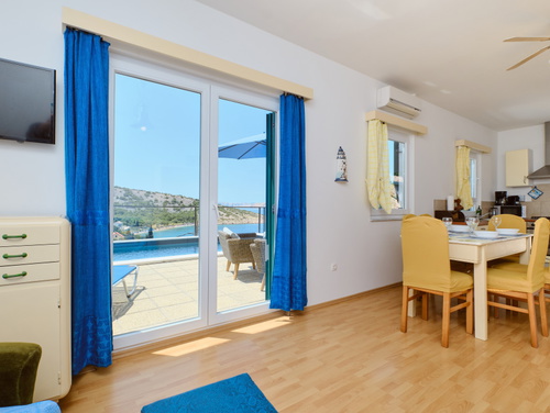 Villa House Vissum with pool&sea view