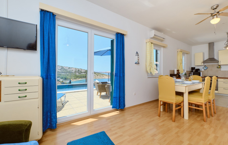 Villa House Vissum with pool&sea view