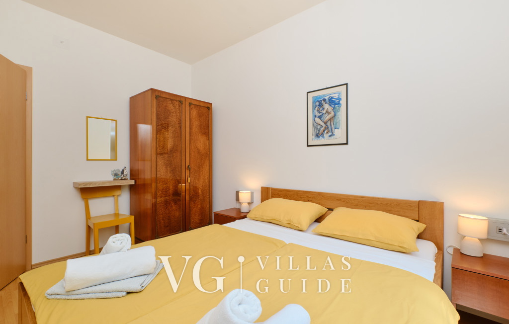 Villa House Vissum with pool&sea view Bedroom