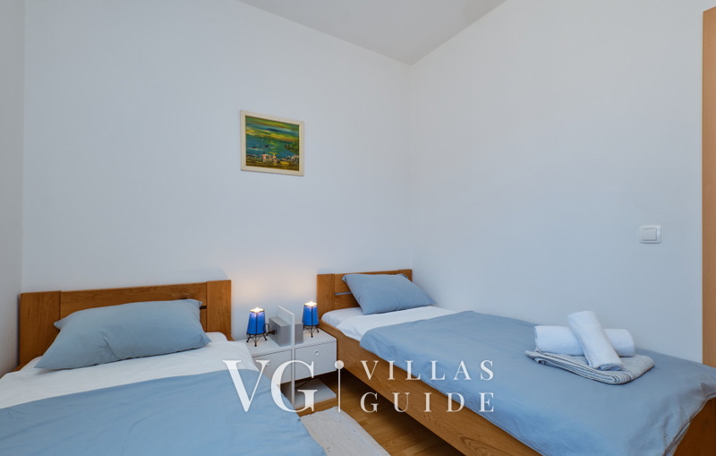 Villa House Vissum with pool&sea view Bedroom