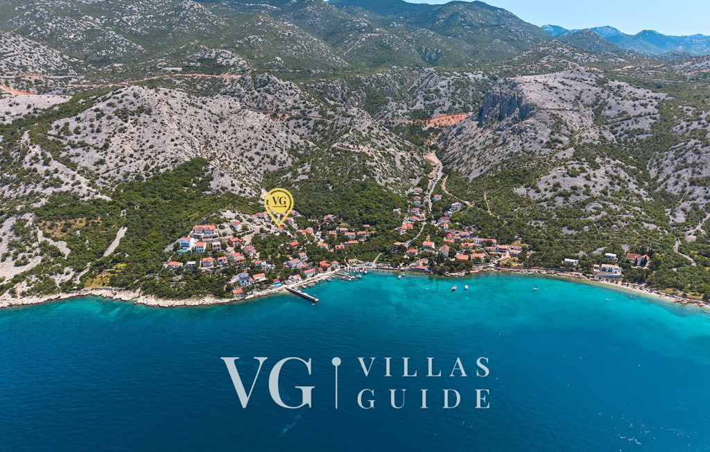 Villa House Vissum with pool&sea view Microlocation