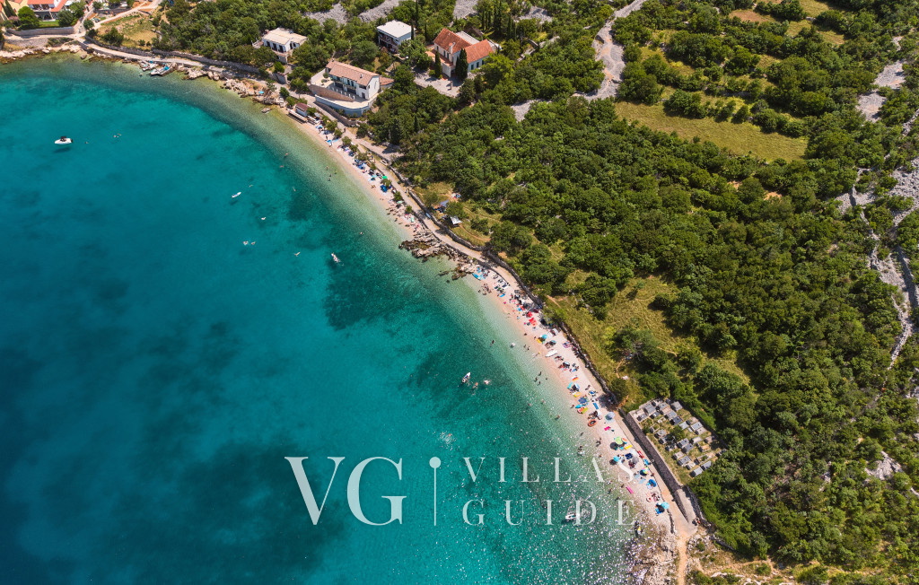 Villa House Vissum with pool&sea view Microlocation