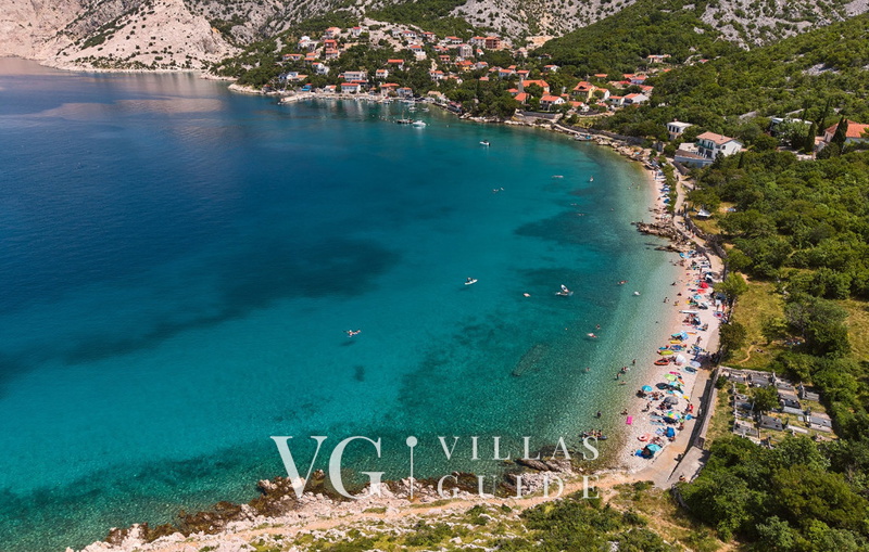 Villa House Vissum with pool&sea view Microlocation