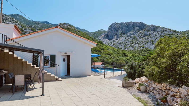 Villa House Vissum with pool&sea view