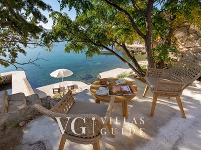 Villa Hemingway beachfront