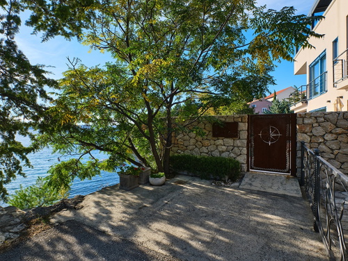 Villa Hemingway beachfront