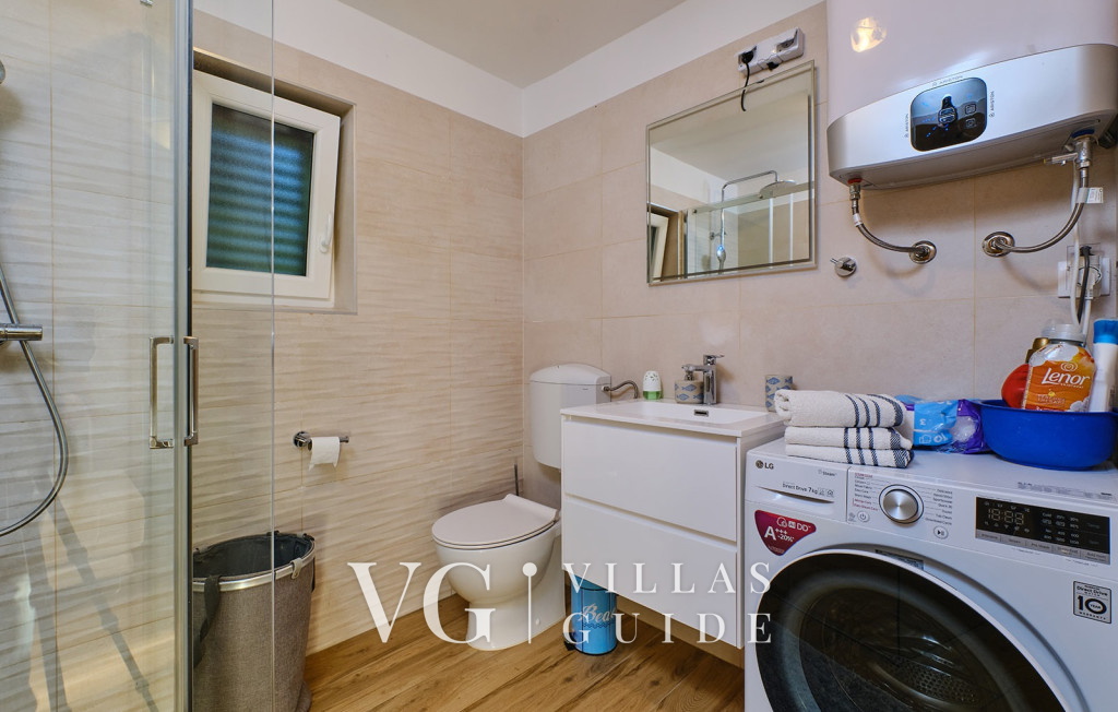 Villa Hemingway beachfront Bathroom