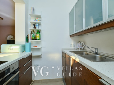 Villa Hemingway beachfront Kitchen