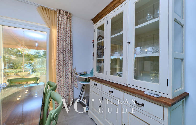 Villa Hemingway beachfront Kitchen