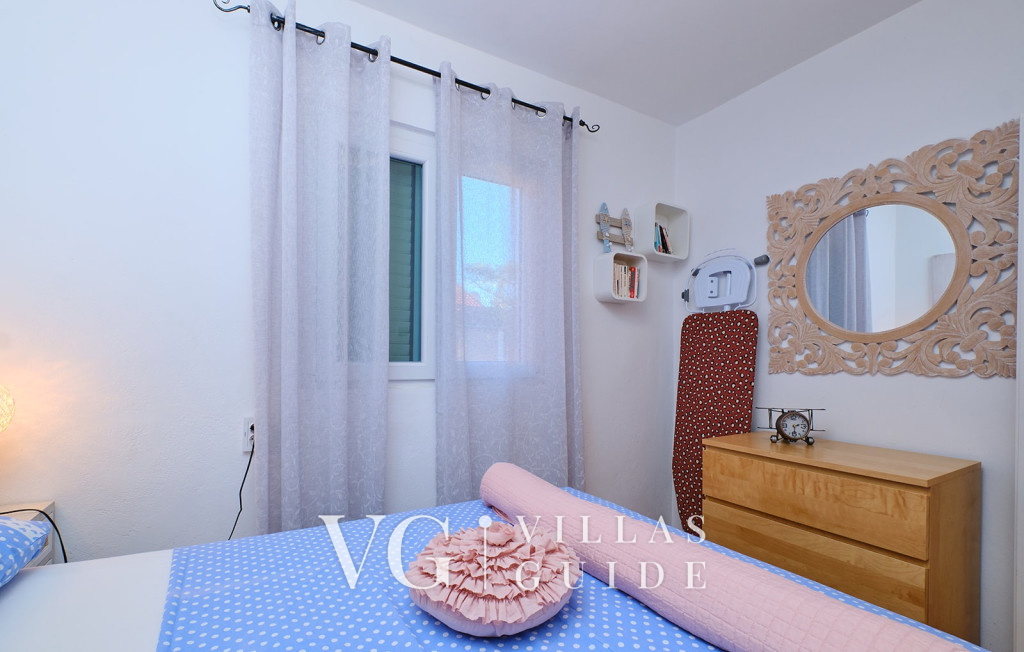 Villa Hemingway beachfront&private sundeck Bedroom