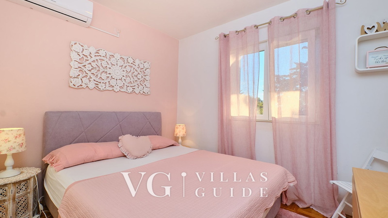 Villa Hemingway beachfront&private sundeck Bedroom