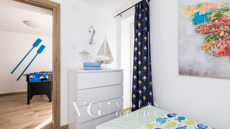 Villa Hemingway beachfront&private sundeck Bedroom