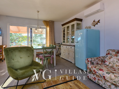 Villa Hemingway beachfront&private sundeck