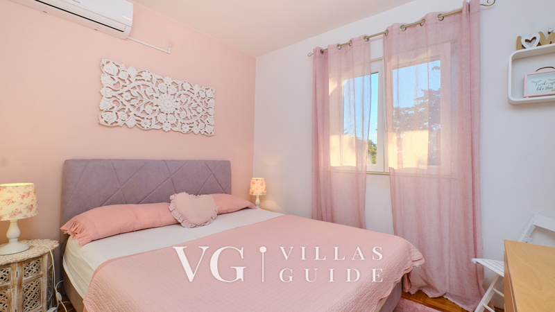 Villa Hemingway beachfront&private sundeck