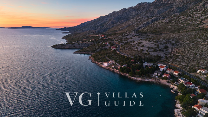 Villa Hemingway beachfront&private sundeck