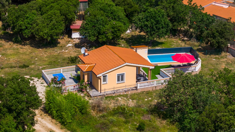 Villa Maks