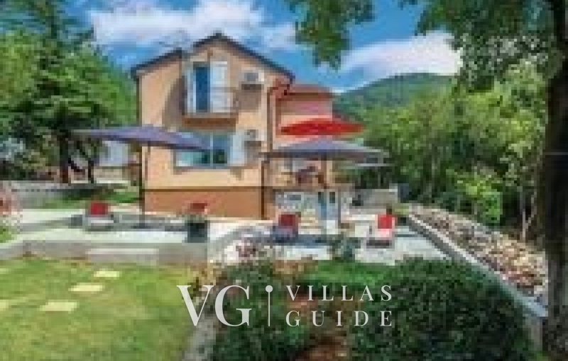 House Hideaway Novi Vinodolski Garden and property exterior